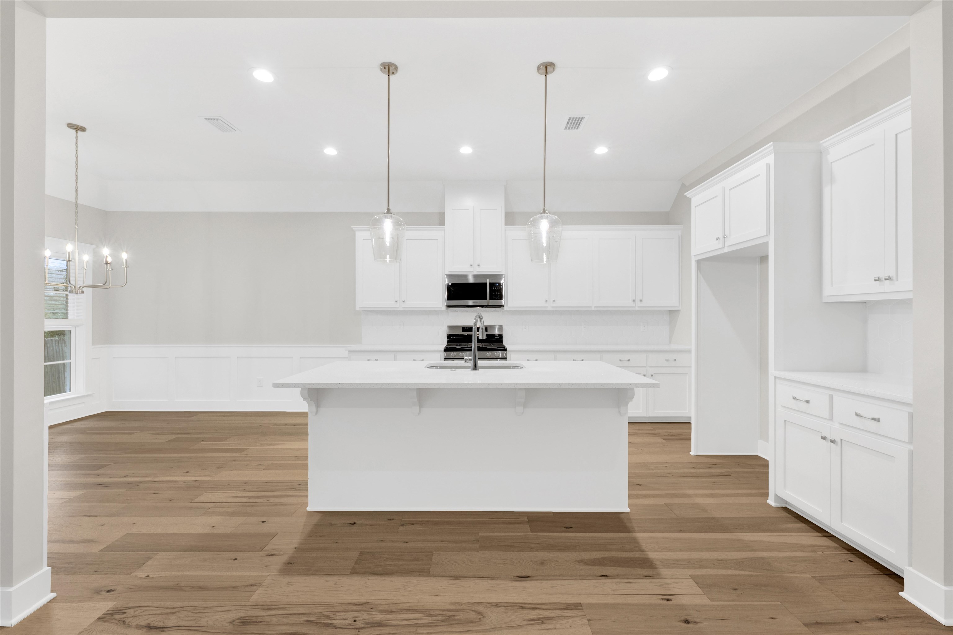 393 Scarlett Avenue Fairhope, AL 36532 - Photo 10 of 27 Kitchen