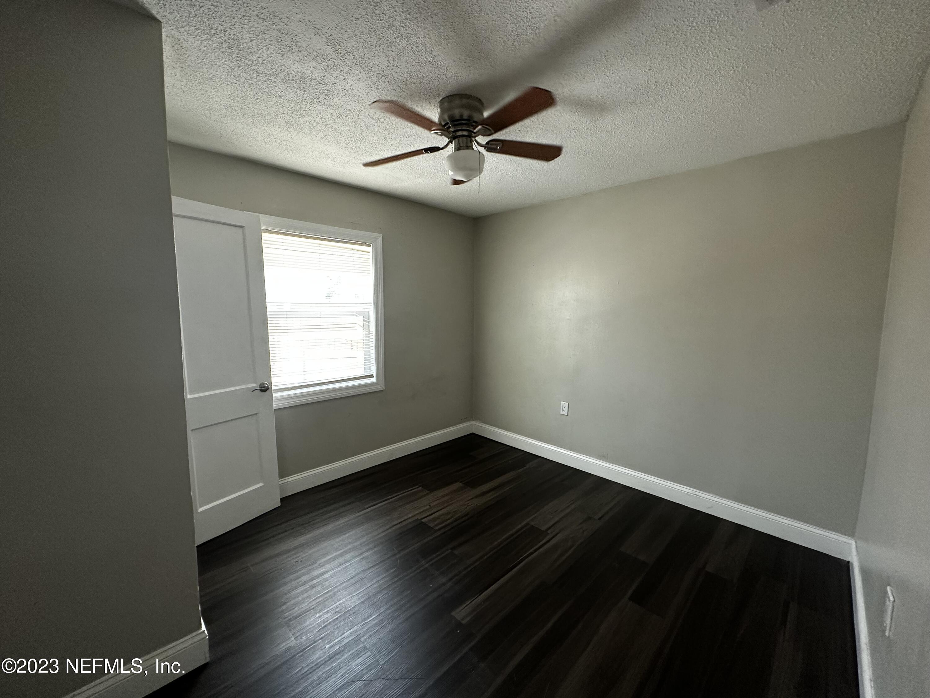 3303 Spring Glen Road Jacksonville, FL 32207 - Photo 12 of 18 IMG_2820
