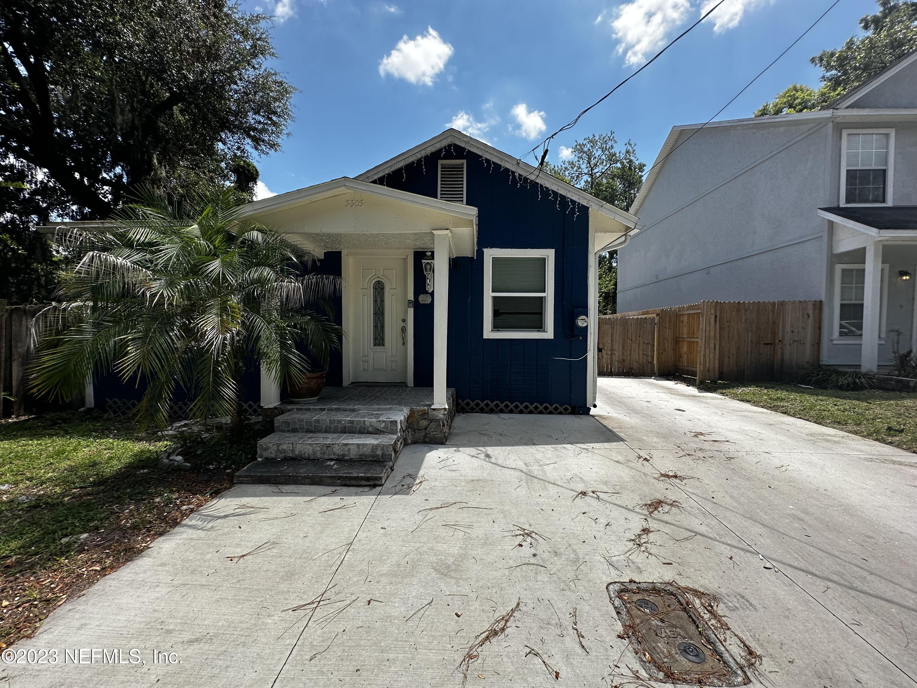 3303 Spring Glen Road Jacksonville, FL 32207 - Photo 2 of 18 IMG_2829