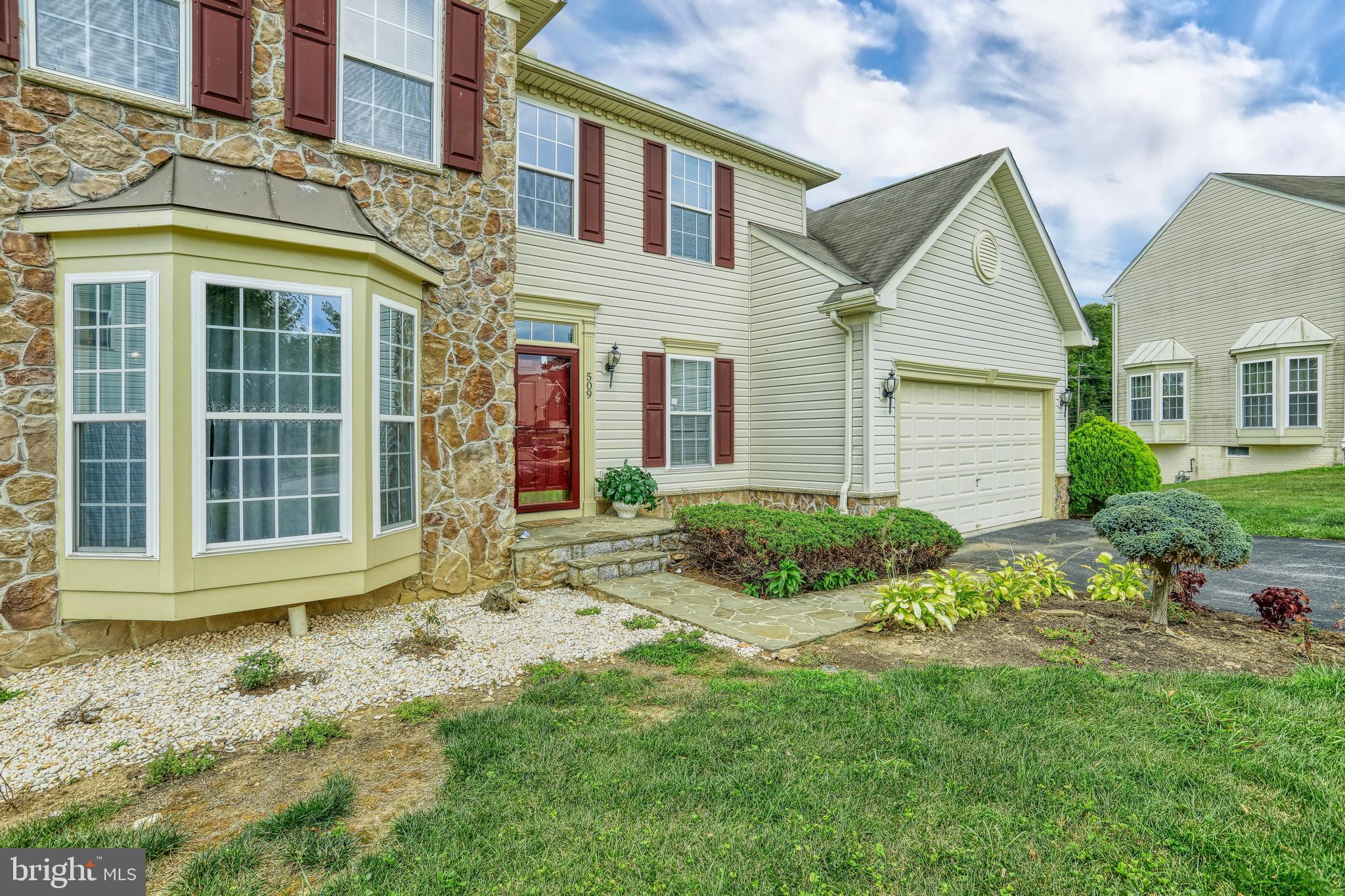 509 Wynwood Road York, PA 17402 - Photo 3 of 48 Gallery Image 3