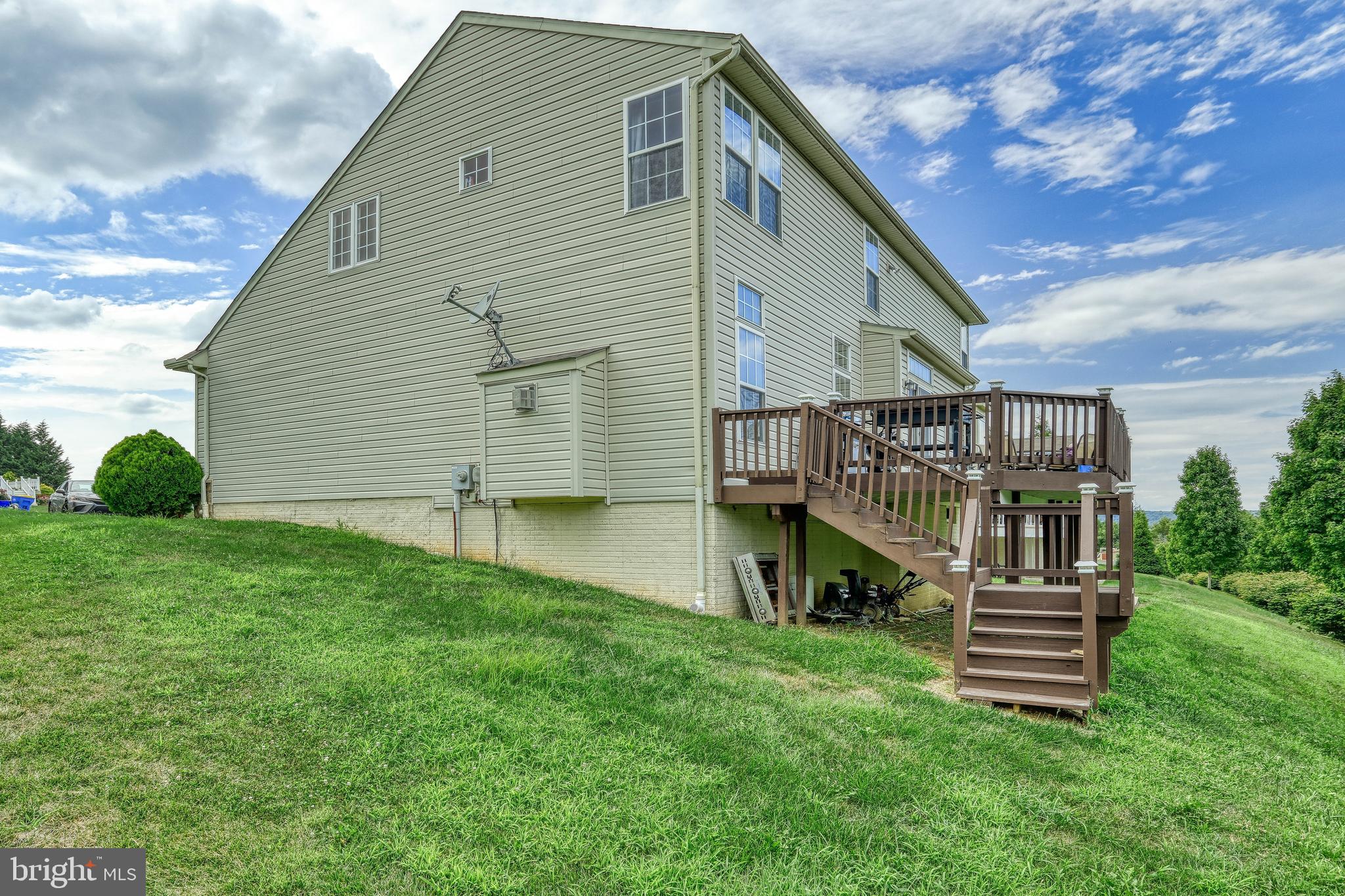 509 Wynwood Road York, PA 17402 - Photo 6 of 48 Gallery Image 6