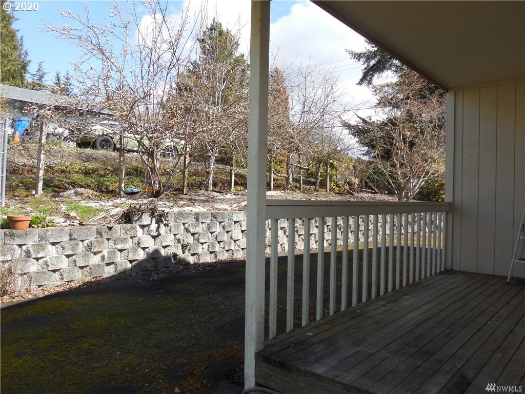 3627 Columbia Heights Road Longview, WA 98632 - Photo 27 of 32 Gallery Image 27