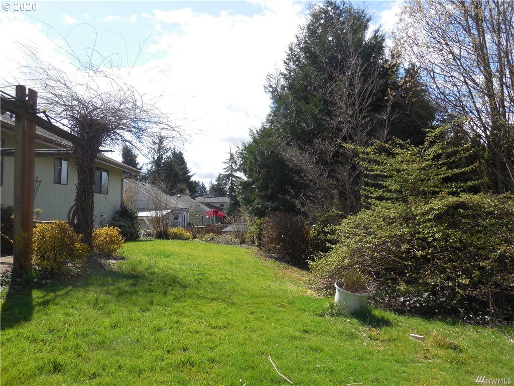 3627 Columbia Heights Road Longview, WA 98632 - Photo 29 of 32 Gallery Image 29