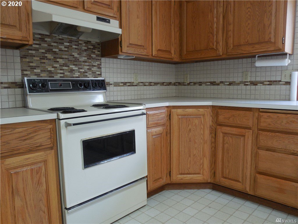 3627 Columbia Heights Road Longview, WA 98632 - Photo 9 of 32 Gallery Image 9