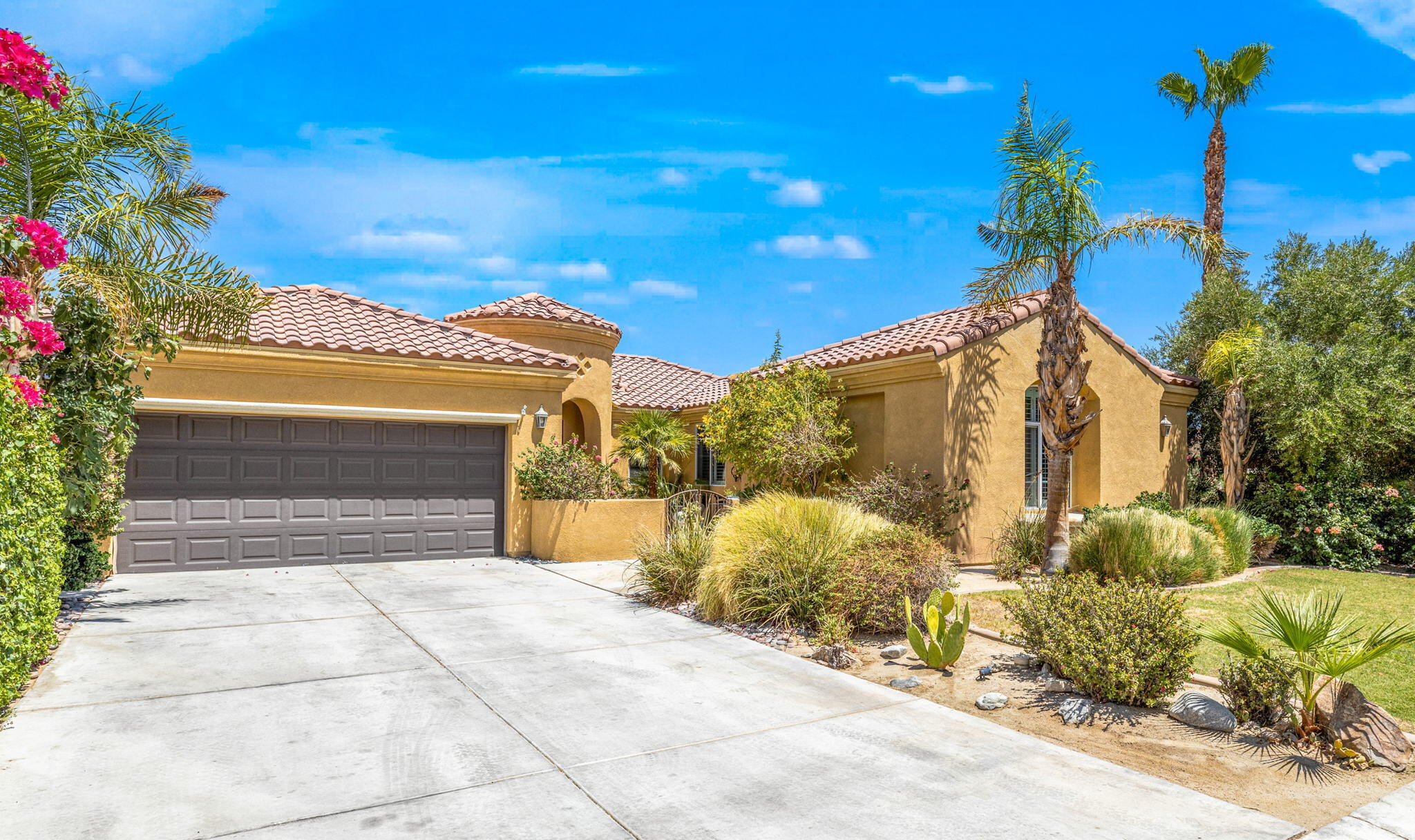 42420 Cascata Street Indio, CA 92203 - Photo 4 of 43 Front