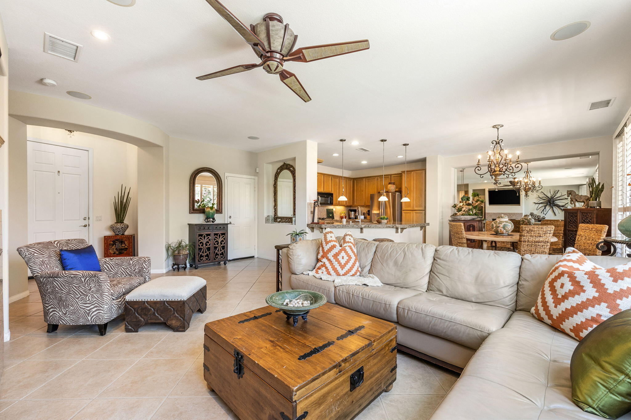 42420 Cascata Street Indio, CA 92203 - Photo 7 of 43 Living