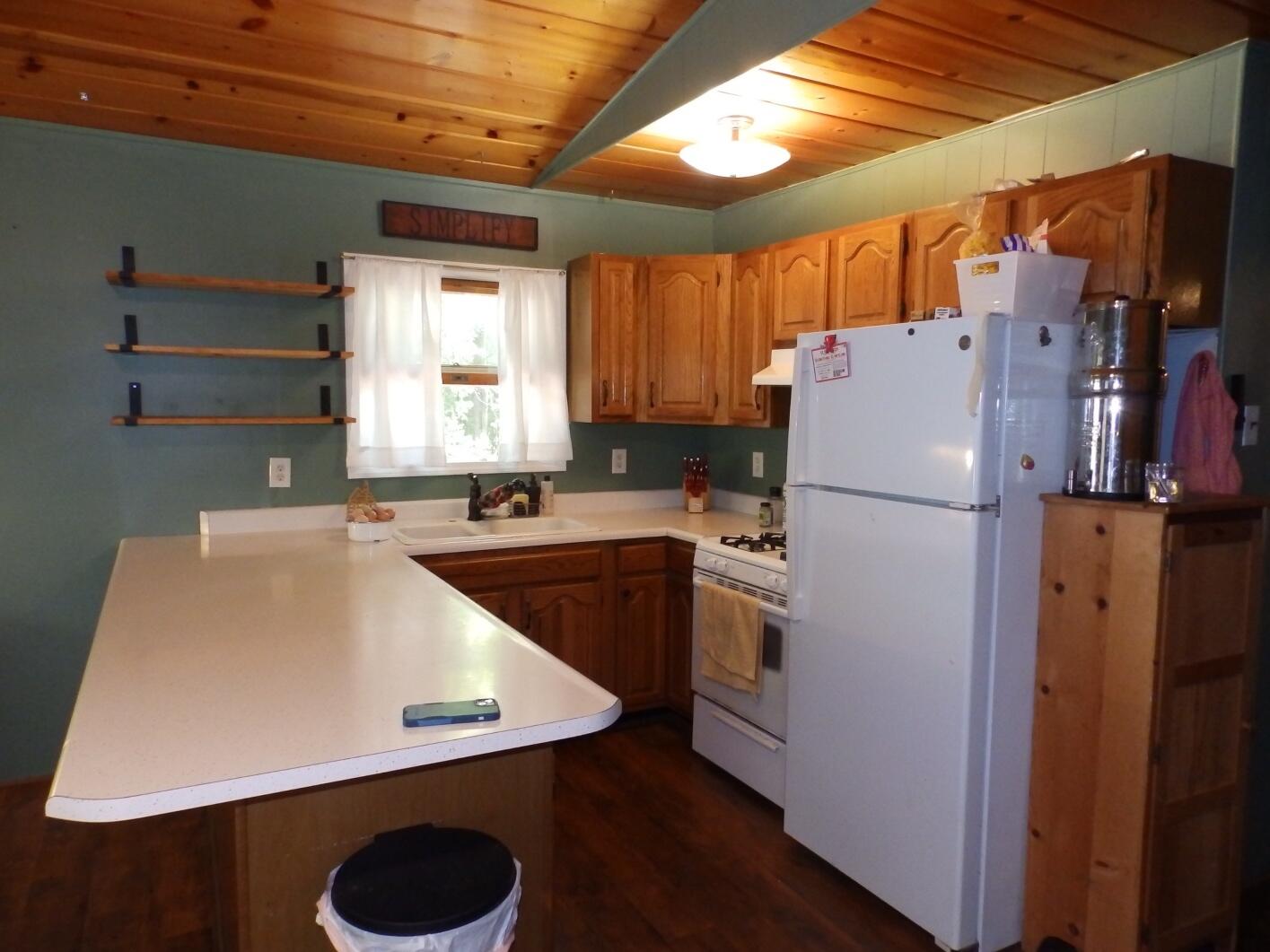 5740 North Red Oak Road Lewiston, MI 49756 - Photo 9 of 35 Gallery Image 9