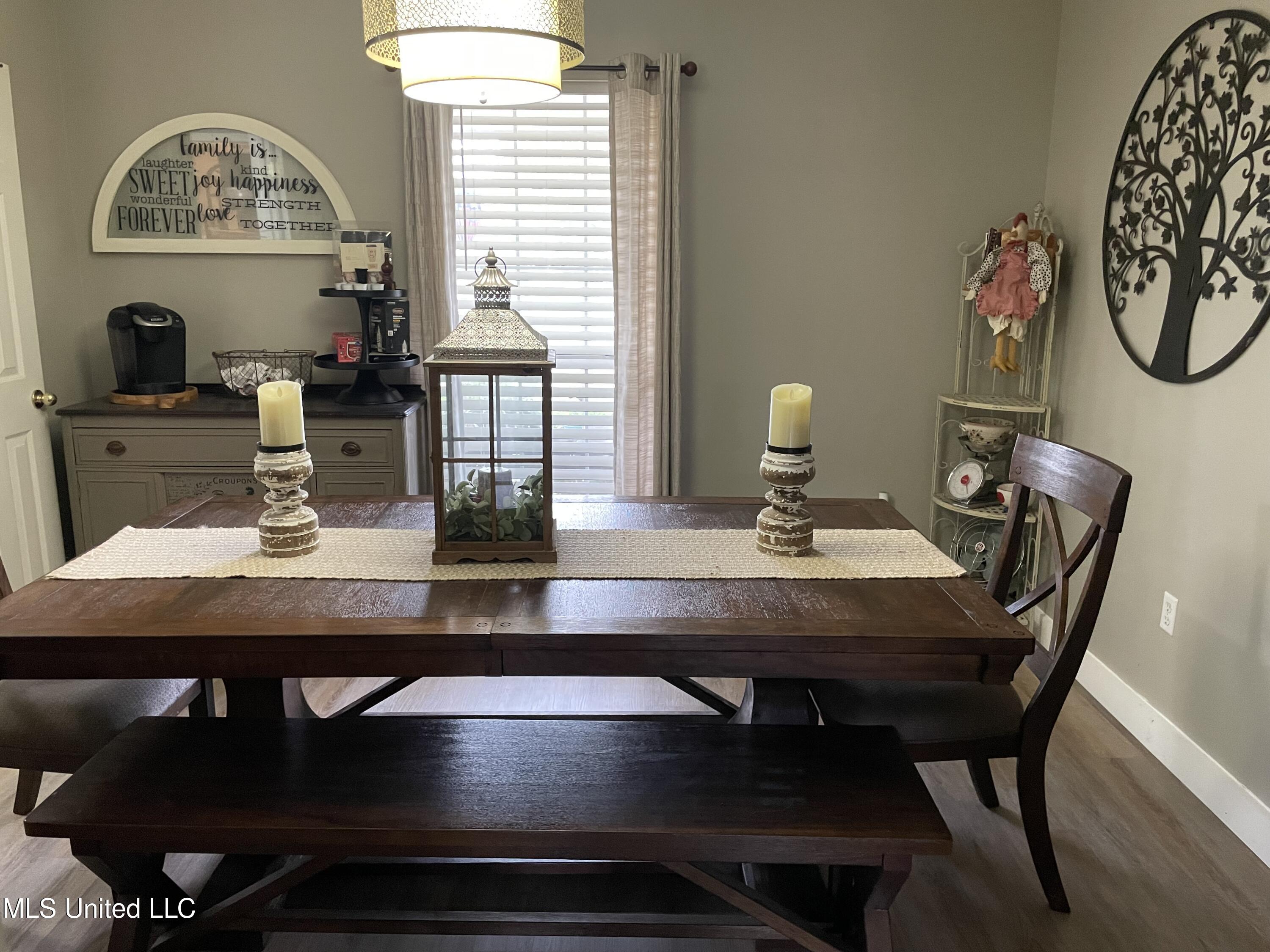 5160 Poplar Corner Road Walls, MS 38680 - Photo 13 of 26 Dining Room
