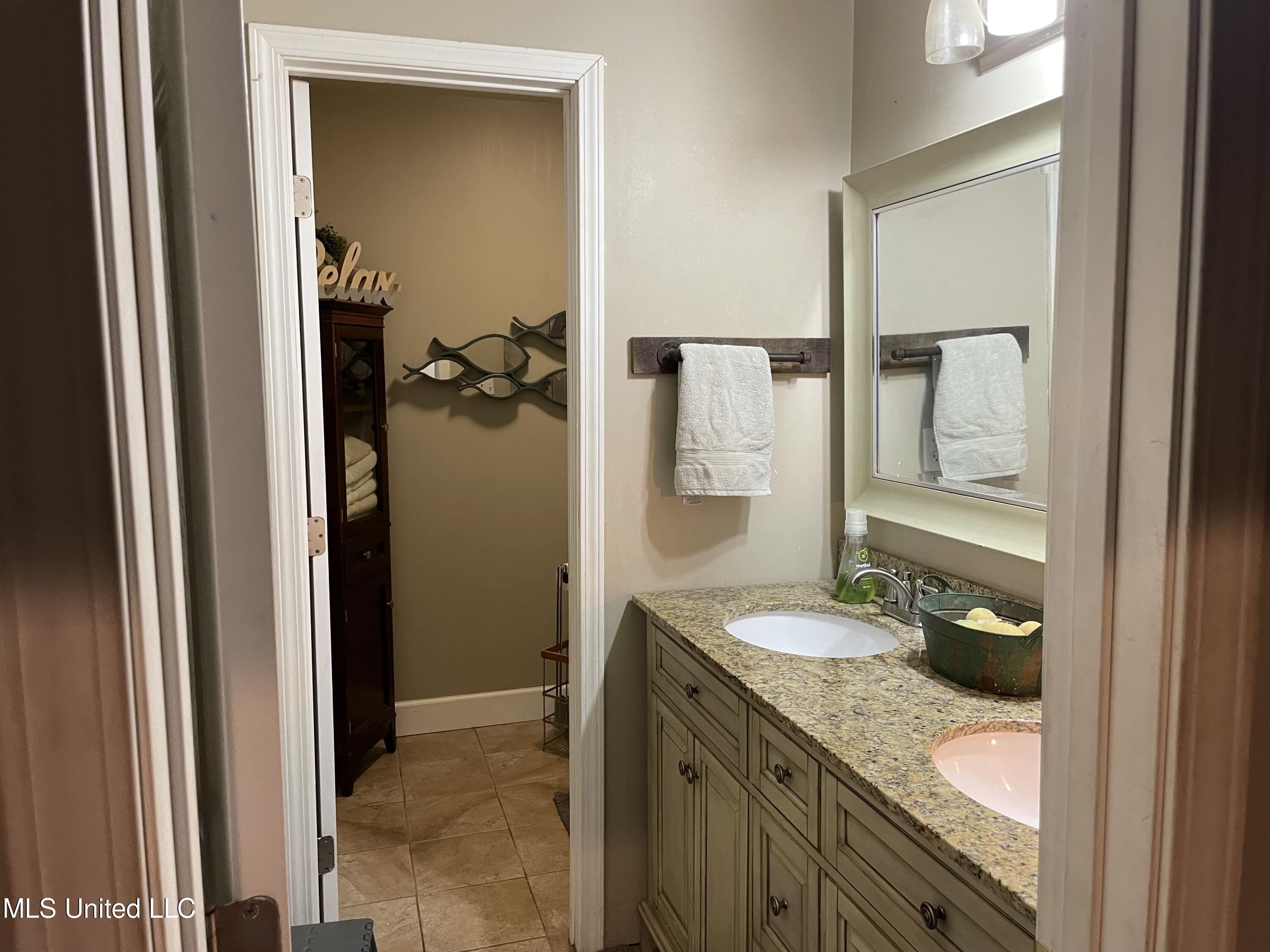 5160 Poplar Corner Road Walls, MS 38680 - Photo 18 of 26 2nd Bath