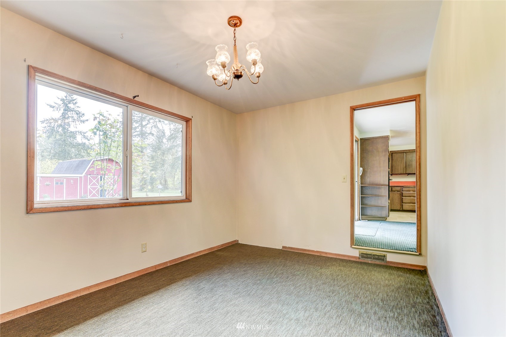 4440 Lemon Road Northeast Olympia, WA 98506 - Photo 13 of 27 Gallery Image 13