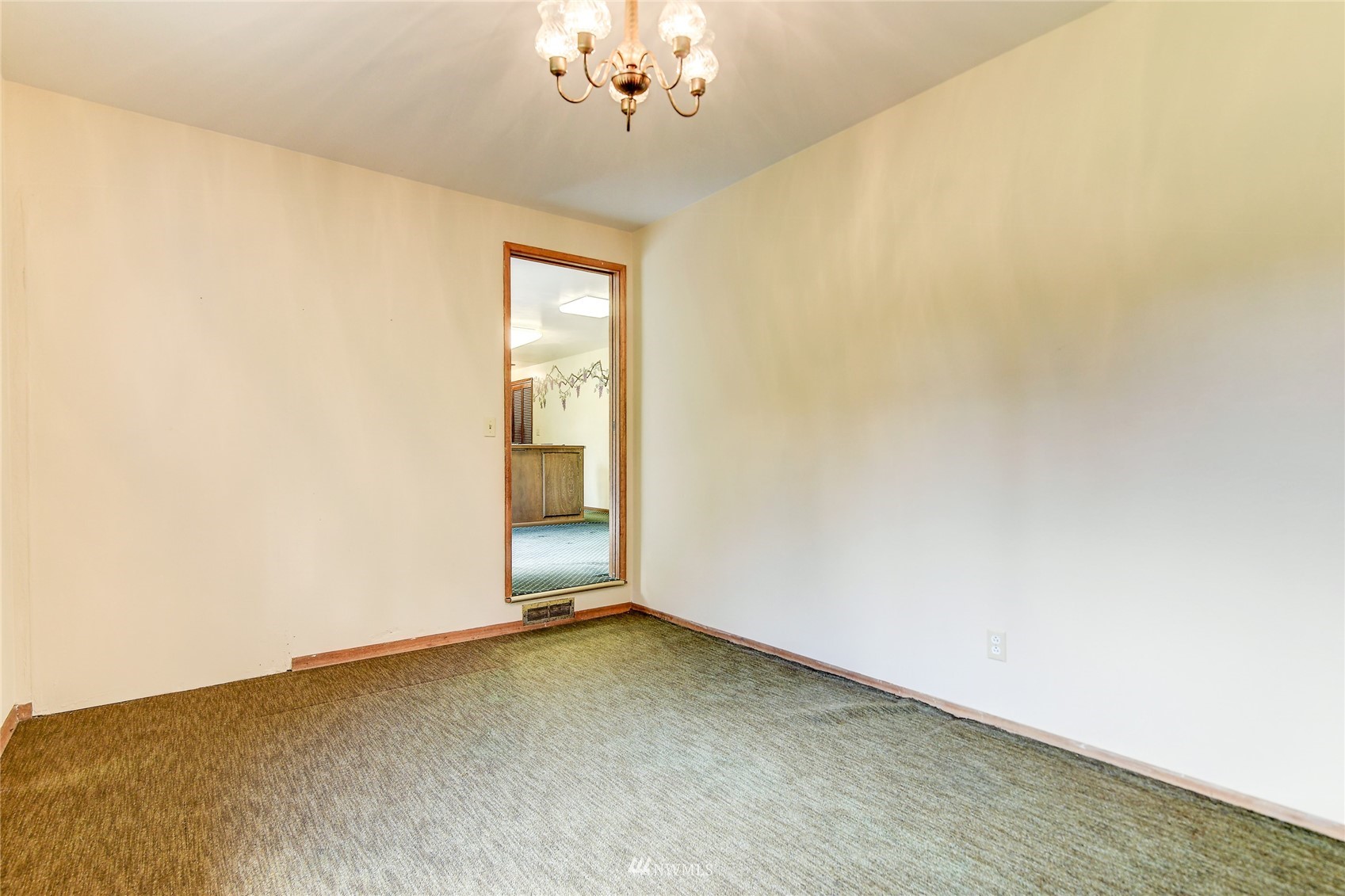 4440 Lemon Road Northeast Olympia, WA 98506 - Photo 14 of 27 Gallery Image 14