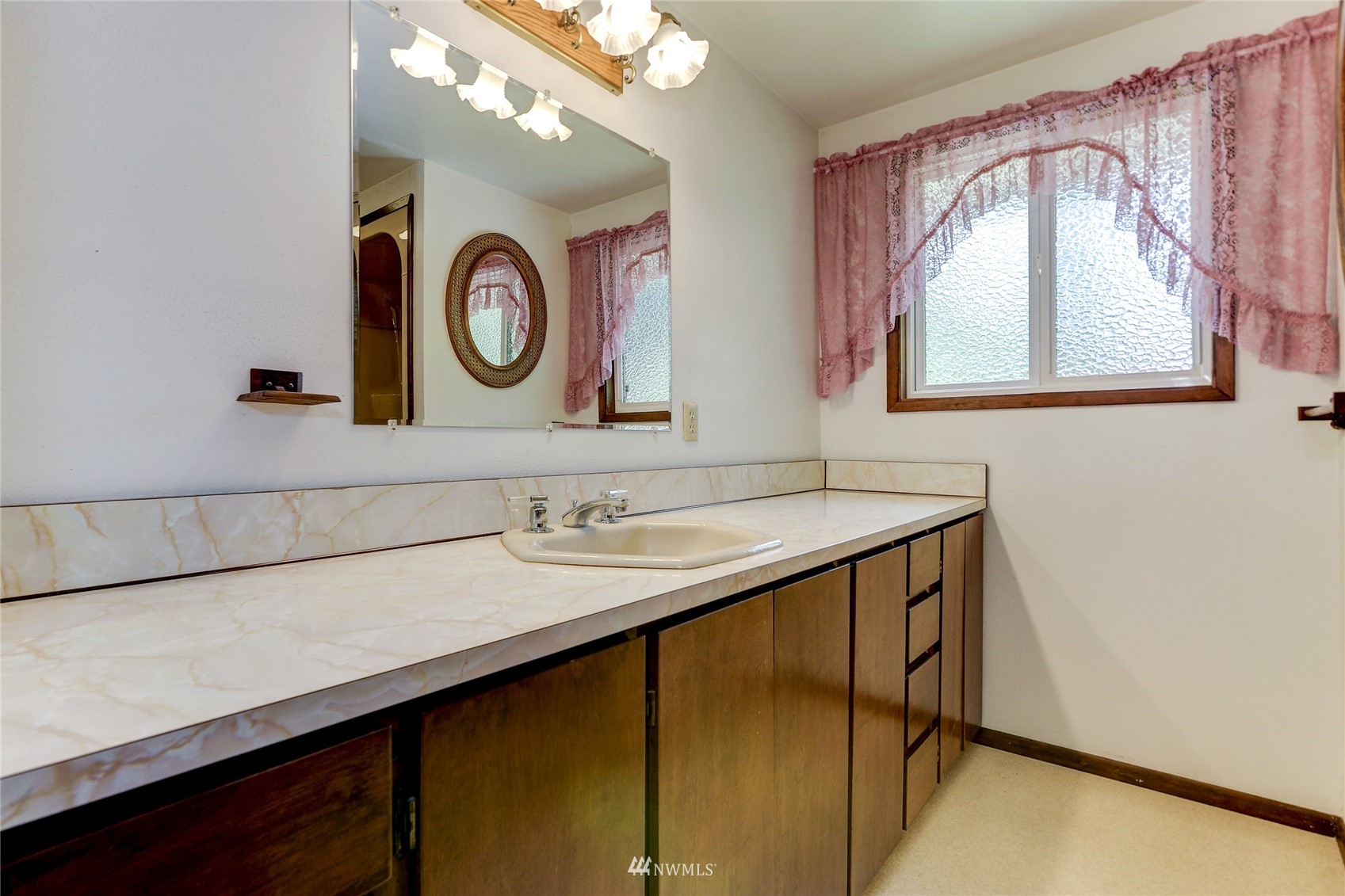 4440 Lemon Road Northeast Olympia, WA 98506 - Photo 19 of 27 Gallery Image 19