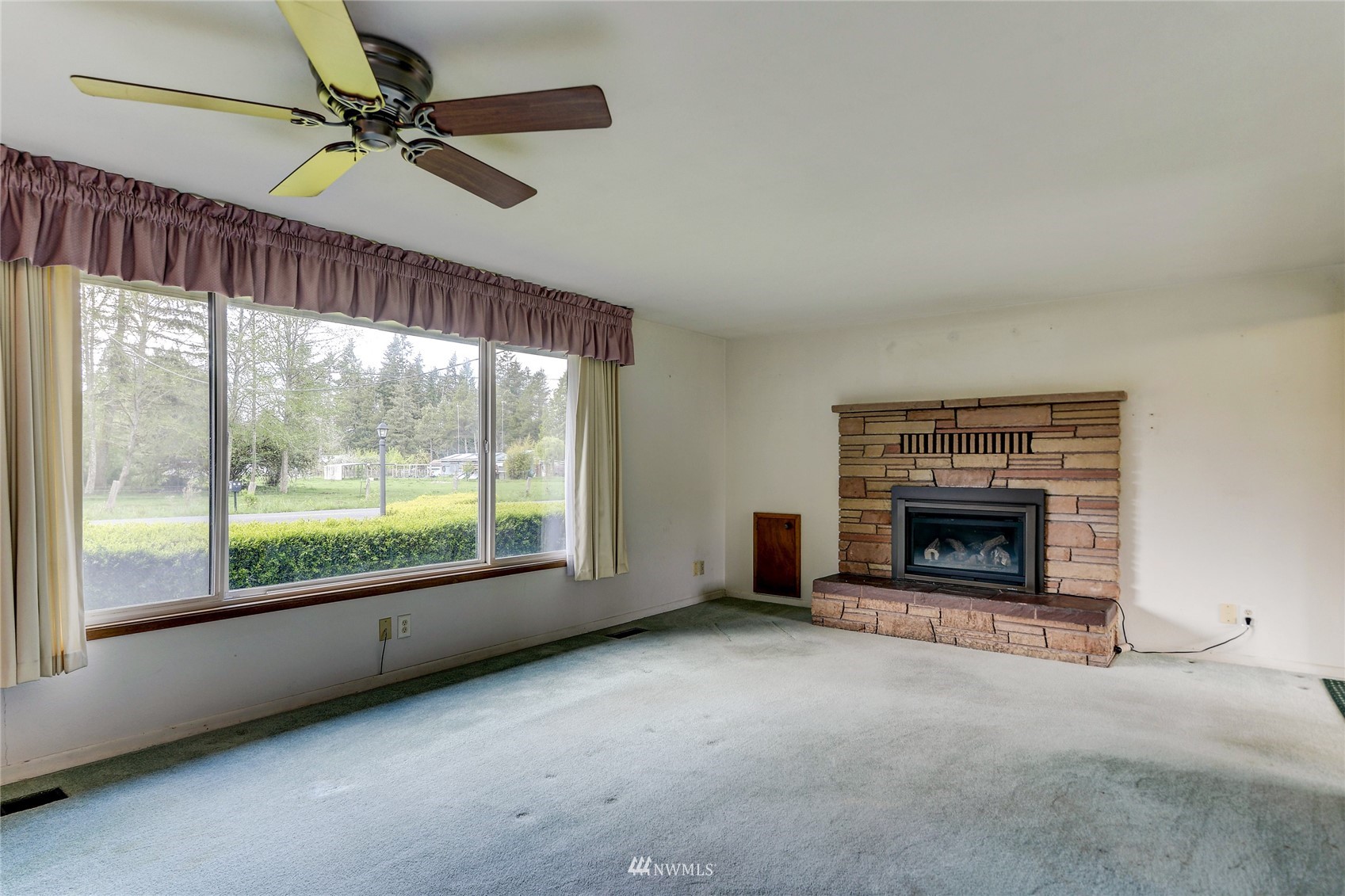 4440 Lemon Road Northeast Olympia, WA 98506 - Photo 7 of 27 Gallery Image 7