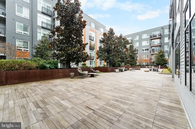 $365,000 | 145 Riverhaven Drive, Unit 551, Oxon Hill, MD 20745