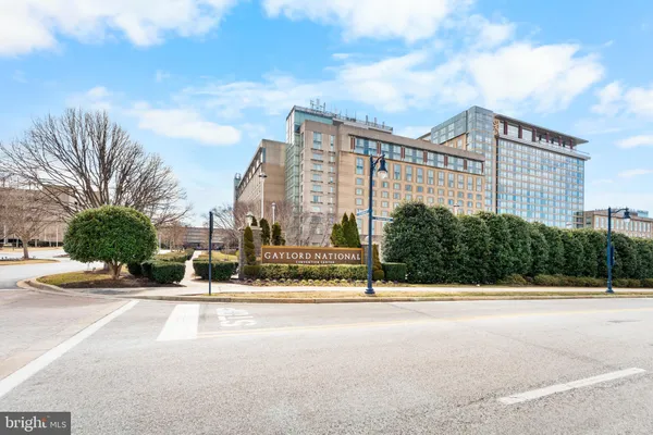 $347,000 | 145 Riverhaven Drive, Unit 551, Oxon Hill, MD 20745