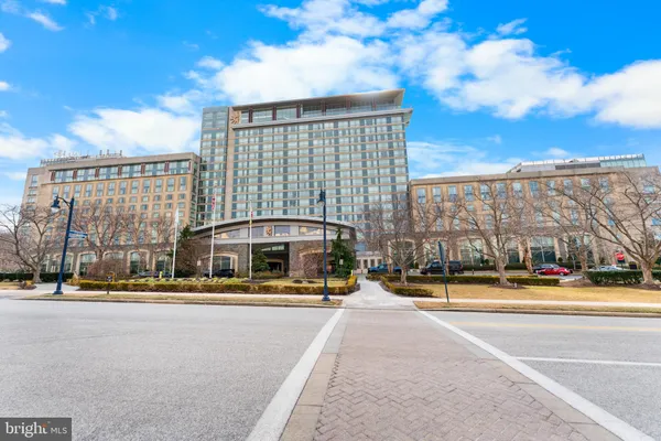 $347,000 | 145 Riverhaven Drive, Unit 551, Oxon Hill, MD 20745