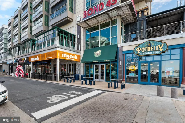 $347,000 | 145 Riverhaven Drive, Unit 551, Oxon Hill, MD 20745