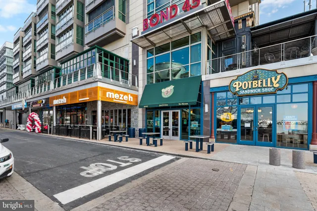 $365,000 | 145 Riverhaven Drive, Unit 551, Oxon Hill, MD 20745