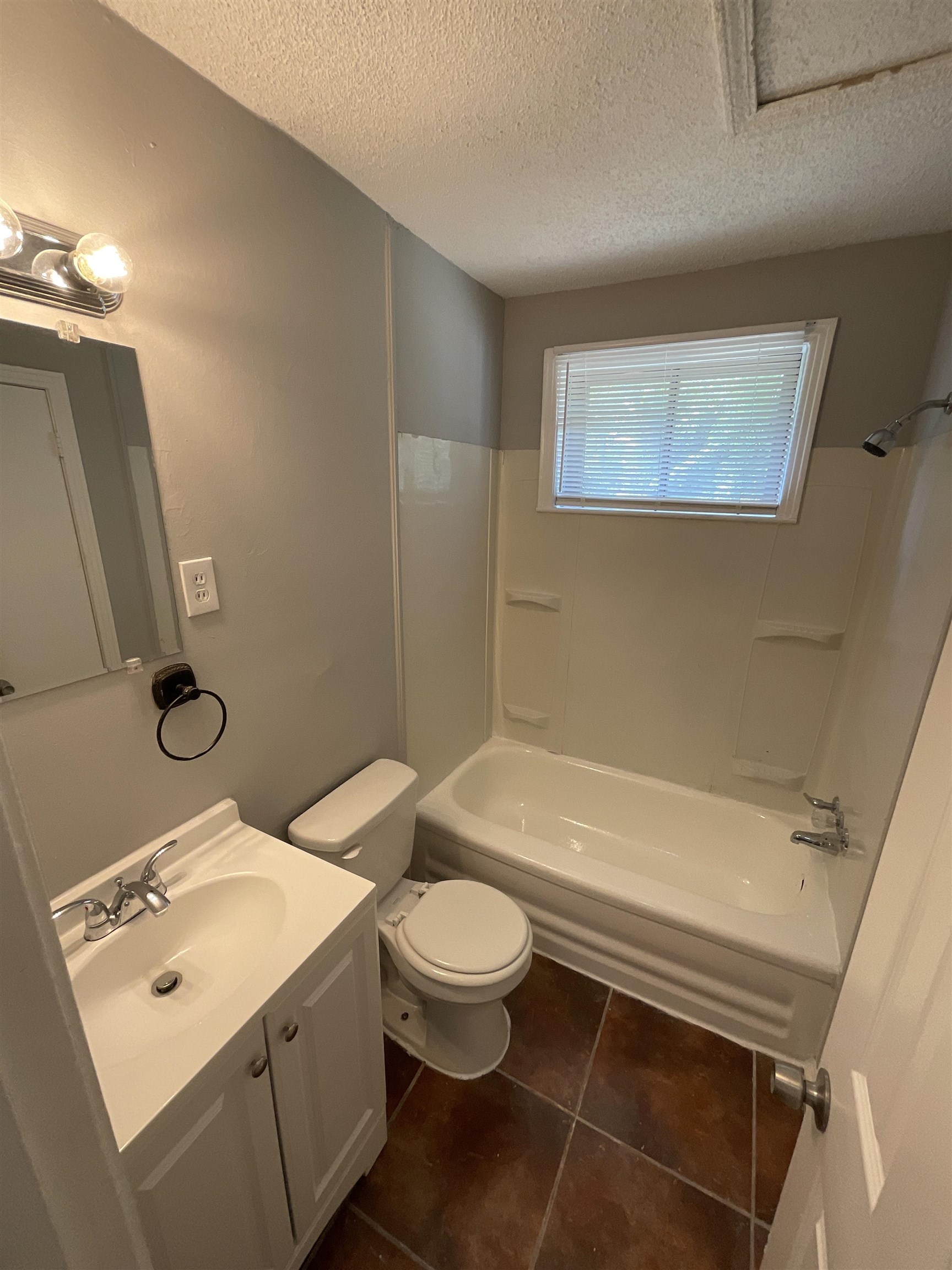3127 Knightway Road Memphis, TN 38118 - Photo 2 of 6 Gallery Image 2