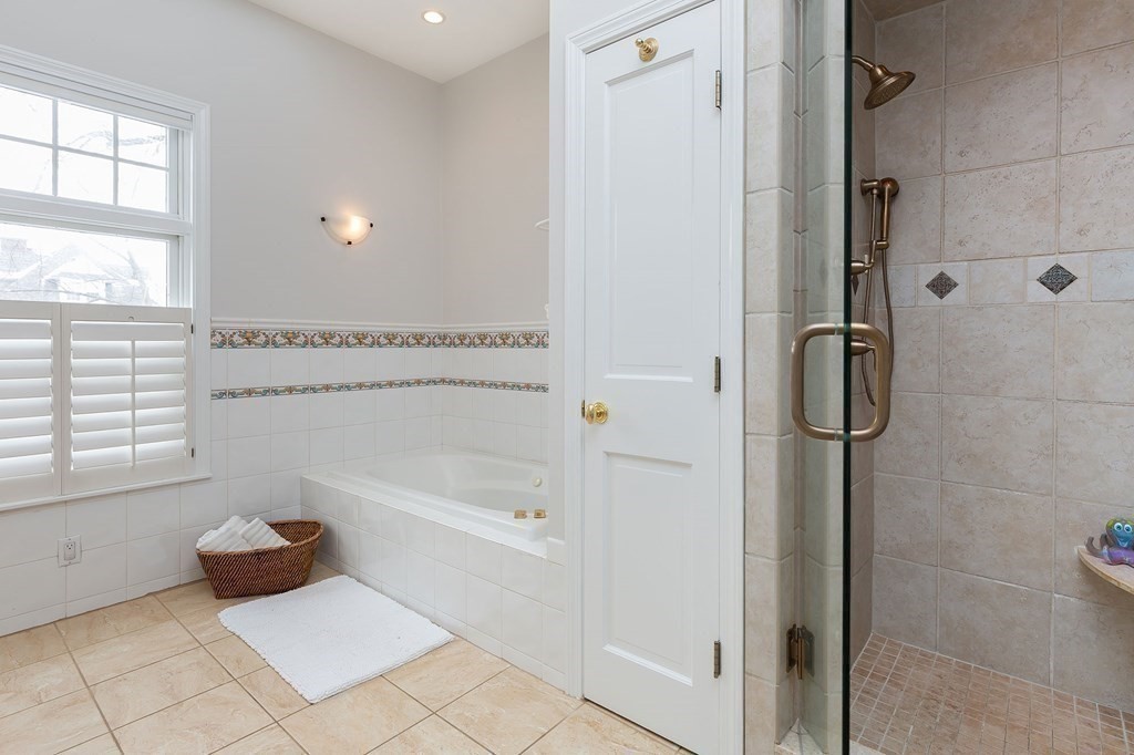 40 Webster Street, Unit 40 Newton, MA 02465 - Photo 12 of 14