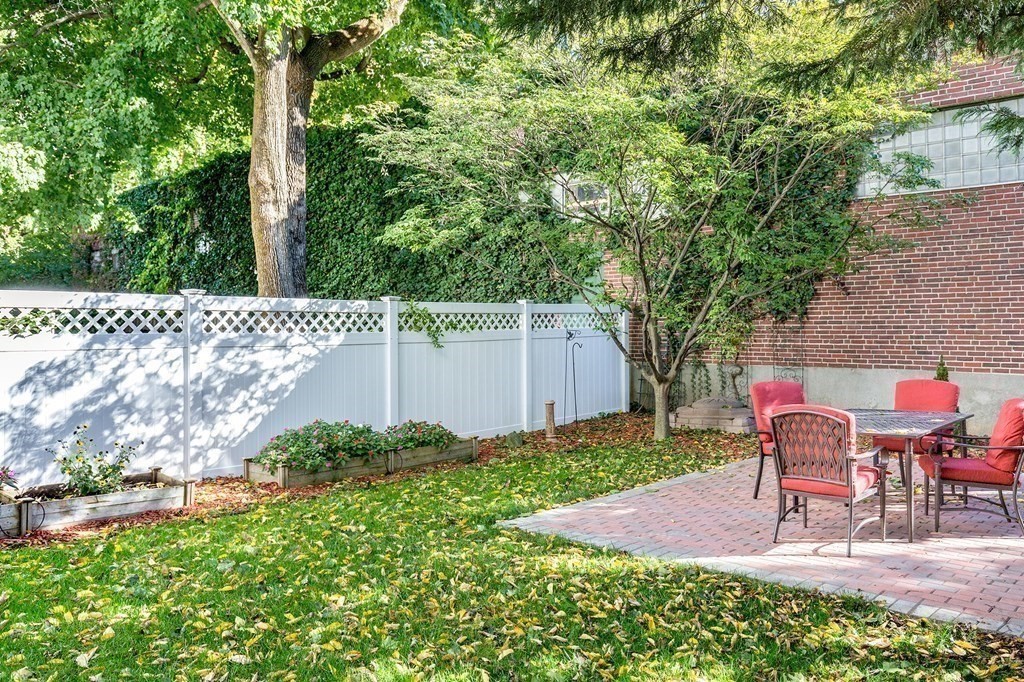 40 Webster Street, Unit 40 Newton, MA 02465 - Photo 14 of 14