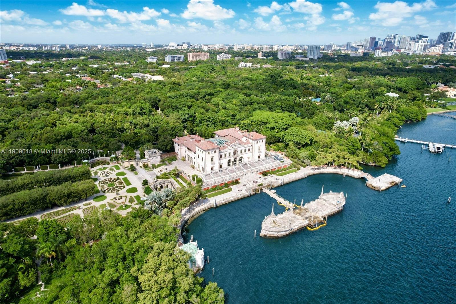 2678 Tigertail Avenue, Unit 1501 Miami, FL 33133 - Photo 42 of 44 a picture of a city with lots of green space