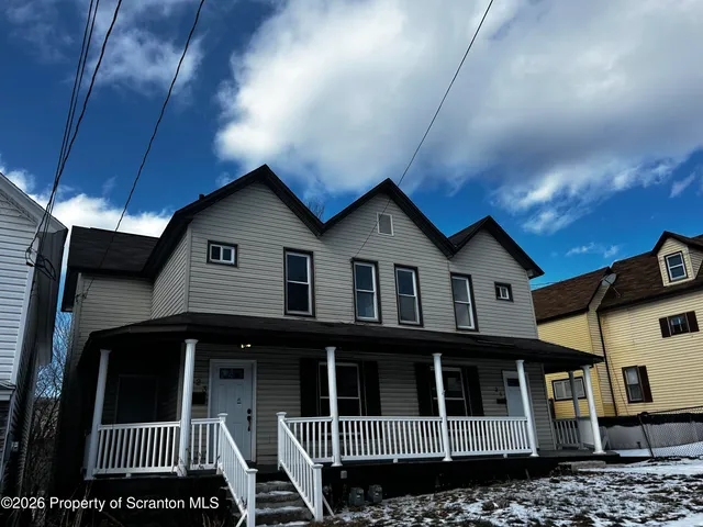 $1,300 | 23 Richmond Street, Carbondale, PA 18407