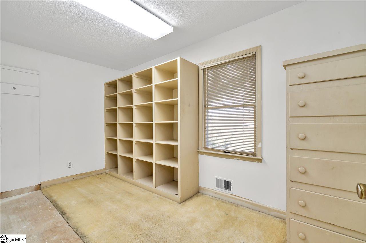 551 Waddell Road Woodruff, SC 29388 - Photo 11 of 36 Gallery Image 11