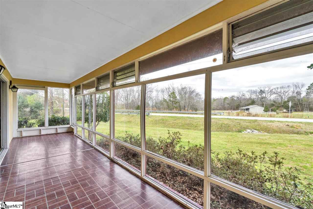 551 Waddell Road Woodruff, SC 29388 - Photo 21 of 36 Gallery Image 21