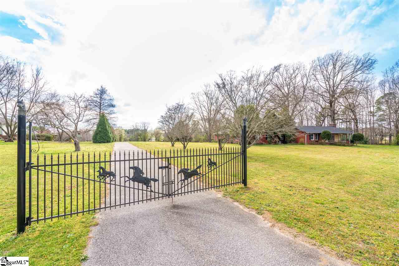 551 Waddell Road Woodruff, SC 29388 - Photo 24 of 36 Gallery Image 24