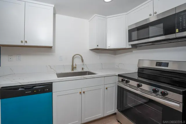 $4,495 | 2500 Torrey Pines, Unit 119, La Jolla, CA 92037