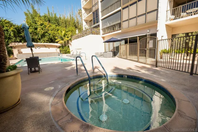 $4,495 | 2500 Torrey Pines, Unit 119, La Jolla, CA 92037