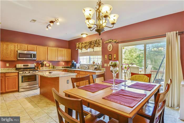 8703 Riverscape Court Odenton, MD 21113 - Photo 12 of 30 Kitchen