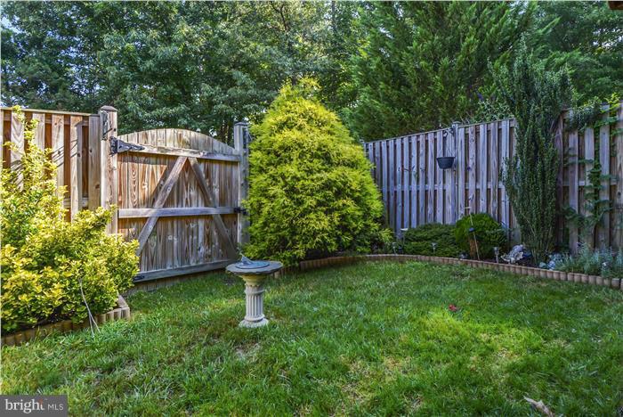 8703 Riverscape Court Odenton, MD 21113 - Photo 3 of 30 Exterior (Rear)