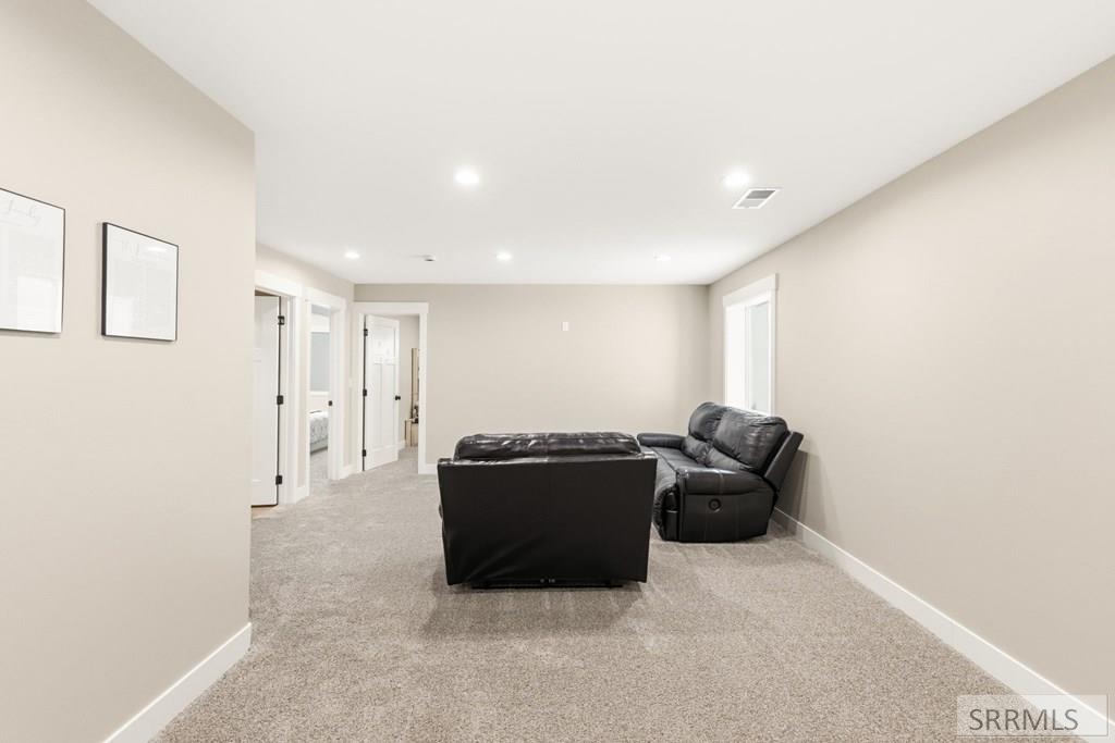 585 Washington Loop Rigby, ID 83442 - Photo 25 of 43