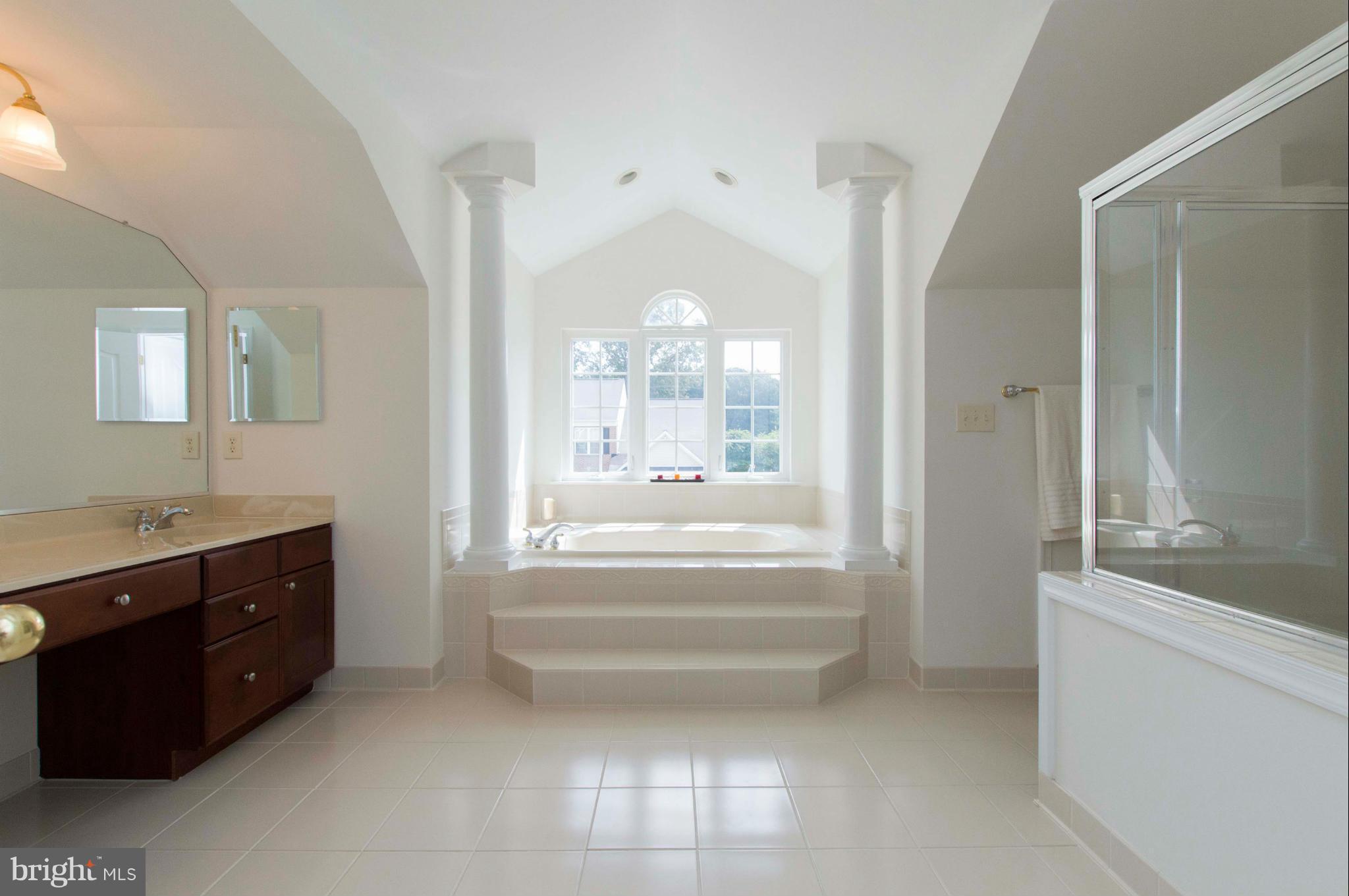 8125 Dotty Road Baltimore, MD 21237 - Photo 22 of 30 Bath (Master)