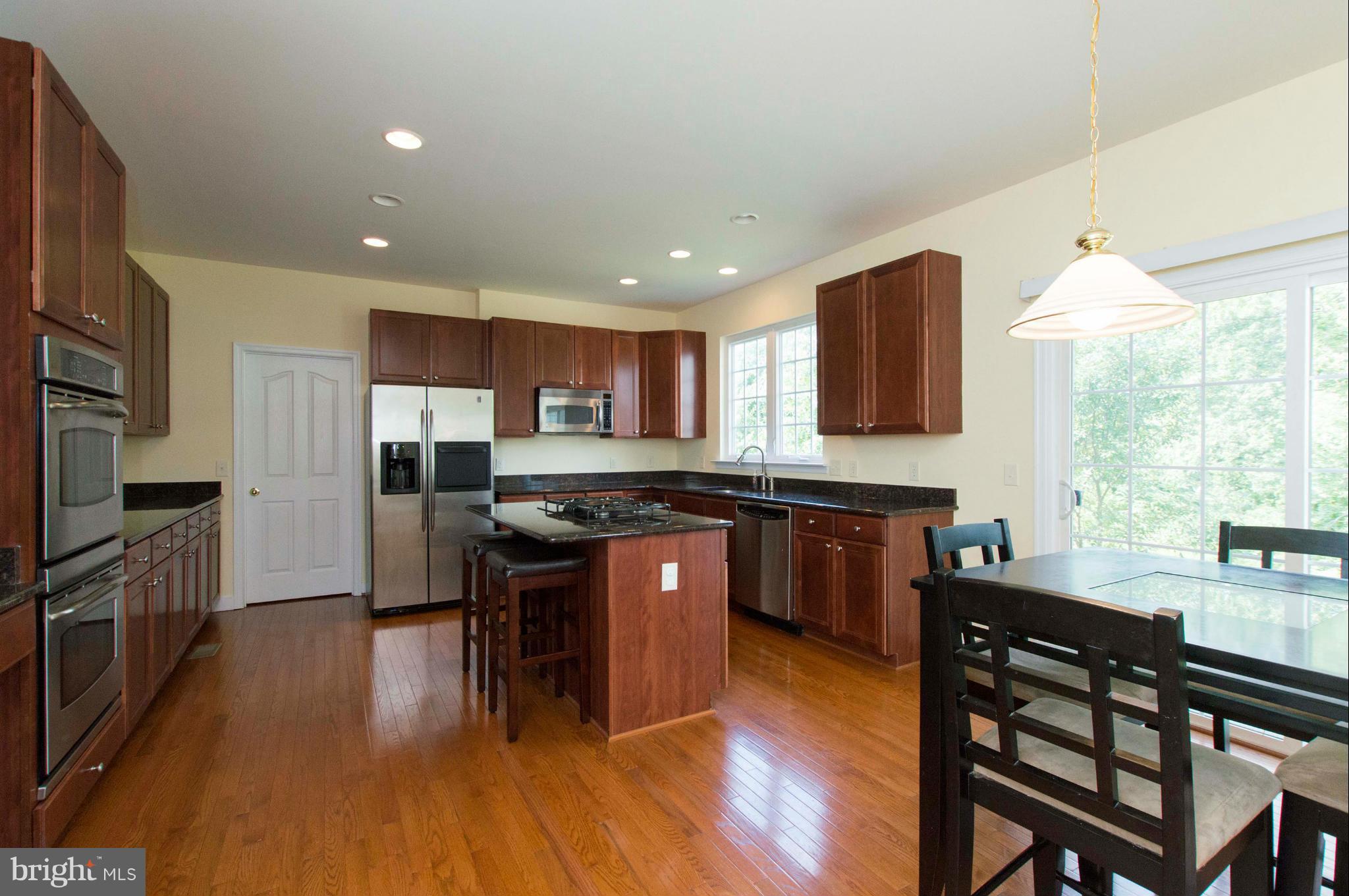 8125 Dotty Road Baltimore, MD 21237 - Photo 10 of 30 Kitchen