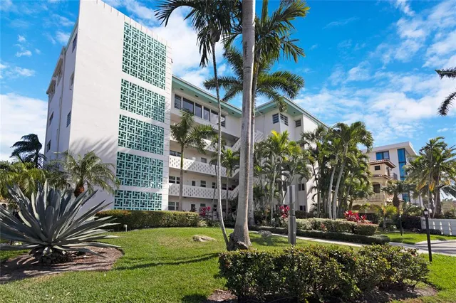 $300,000 | 180 Isle Of Venice Drive, Unit 432, Fort Lauderdale, FL 33301