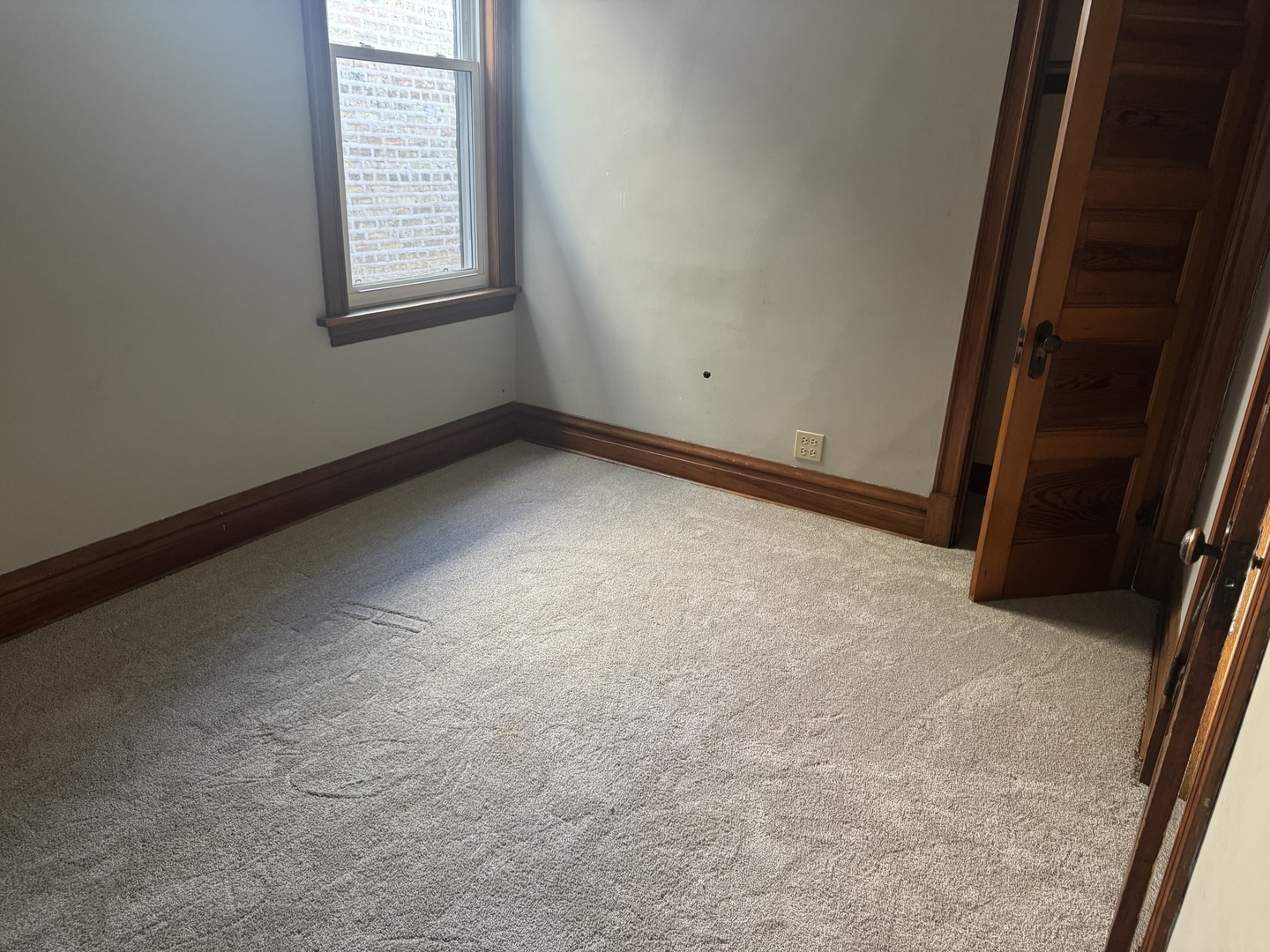 2005 West Greenleaf Avenue, Unit 2 Chicago, IL 60645 - Photo 10 of 15