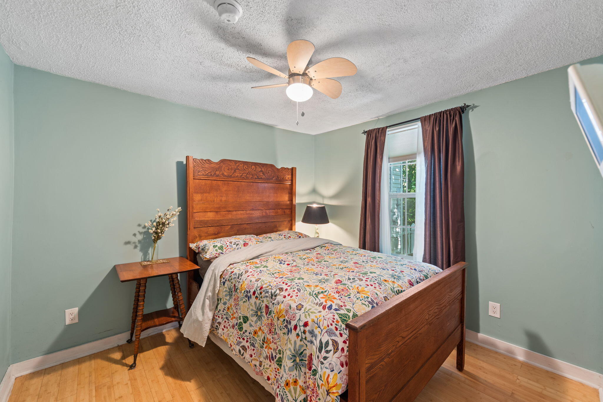 702 North Karwick Road Michigan City, IN 46360 - Photo 20 of 22 2048x1367