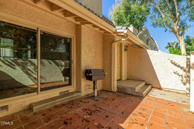 a view of a back yard of the house