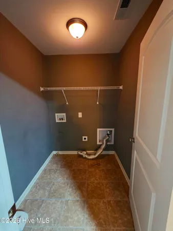 $1,850 | 406 Hidden Oaks Drive, Jacksonville, NC 28546