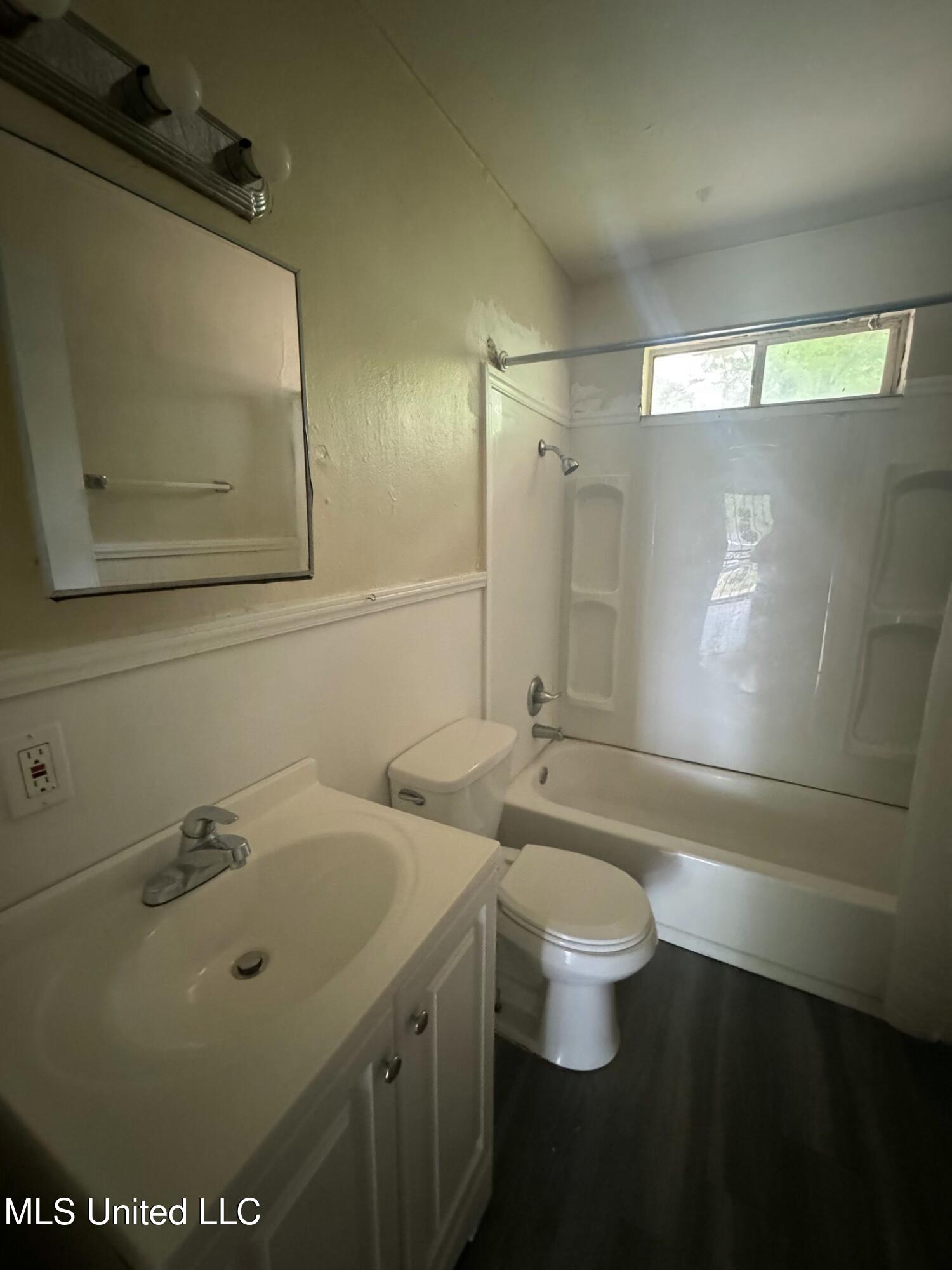 3010 Woodside Drive Jackson, MS 39212 - Photo 11 of 13 tempImagej6vUNo