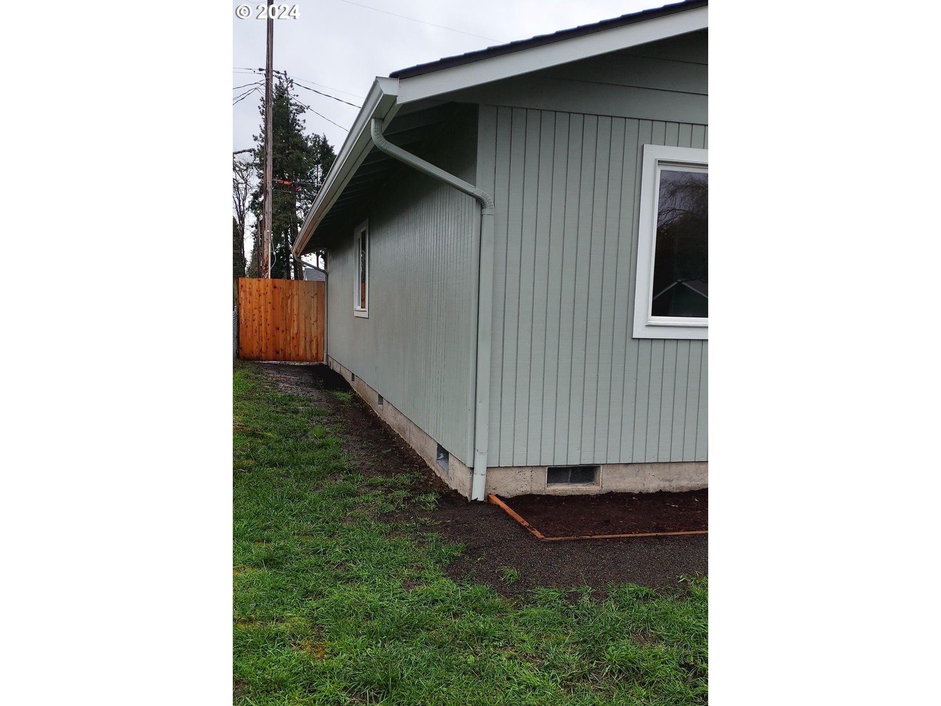 2573 L Street Springfield, OR 97477 - Photo 5 of 22