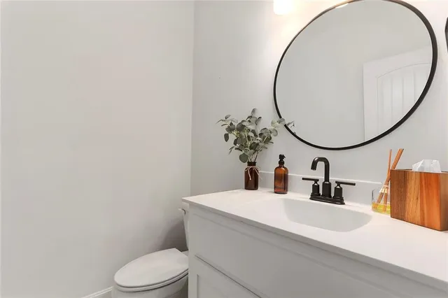 $515,000 | 601 Southwest Meadowood Drive, Grain Valley, MO 64029