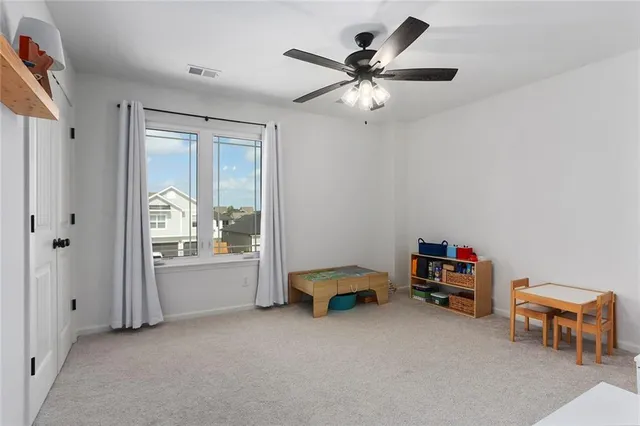 $515,000 | 601 Southwest Meadowood Drive, Grain Valley, MO 64029