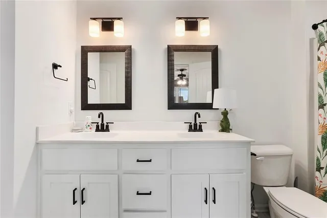 $515,000 | 601 Southwest Meadowood Drive, Grain Valley, MO 64029