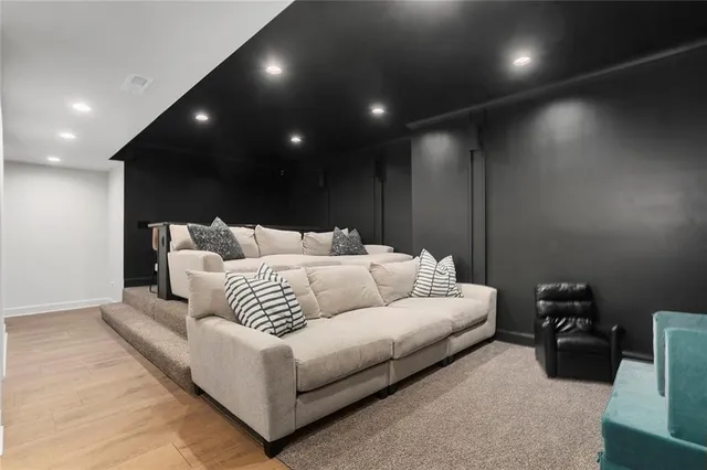 $515,000 | 601 Southwest Meadowood Drive, Grain Valley, MO 64029