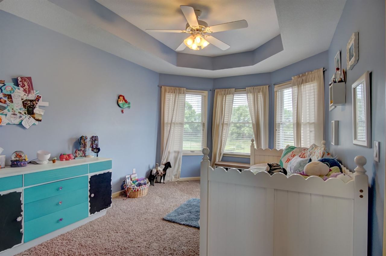 4414 Hollopeter Road Leo, IN 46765 - Photo 17 of 36 Gallery Image 17