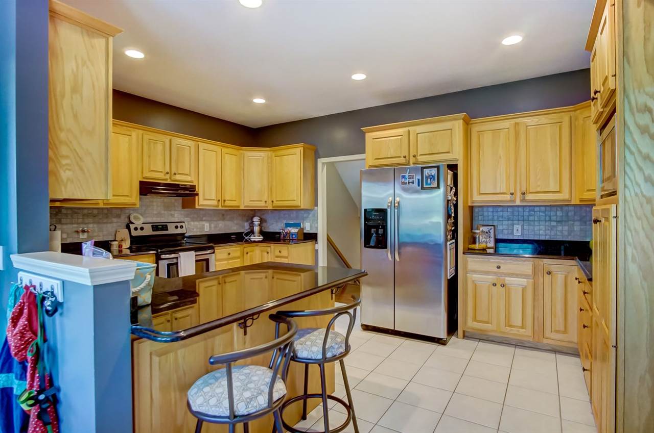 4414 Hollopeter Road Leo, IN 46765 - Photo 7 of 36 Gallery Image 7